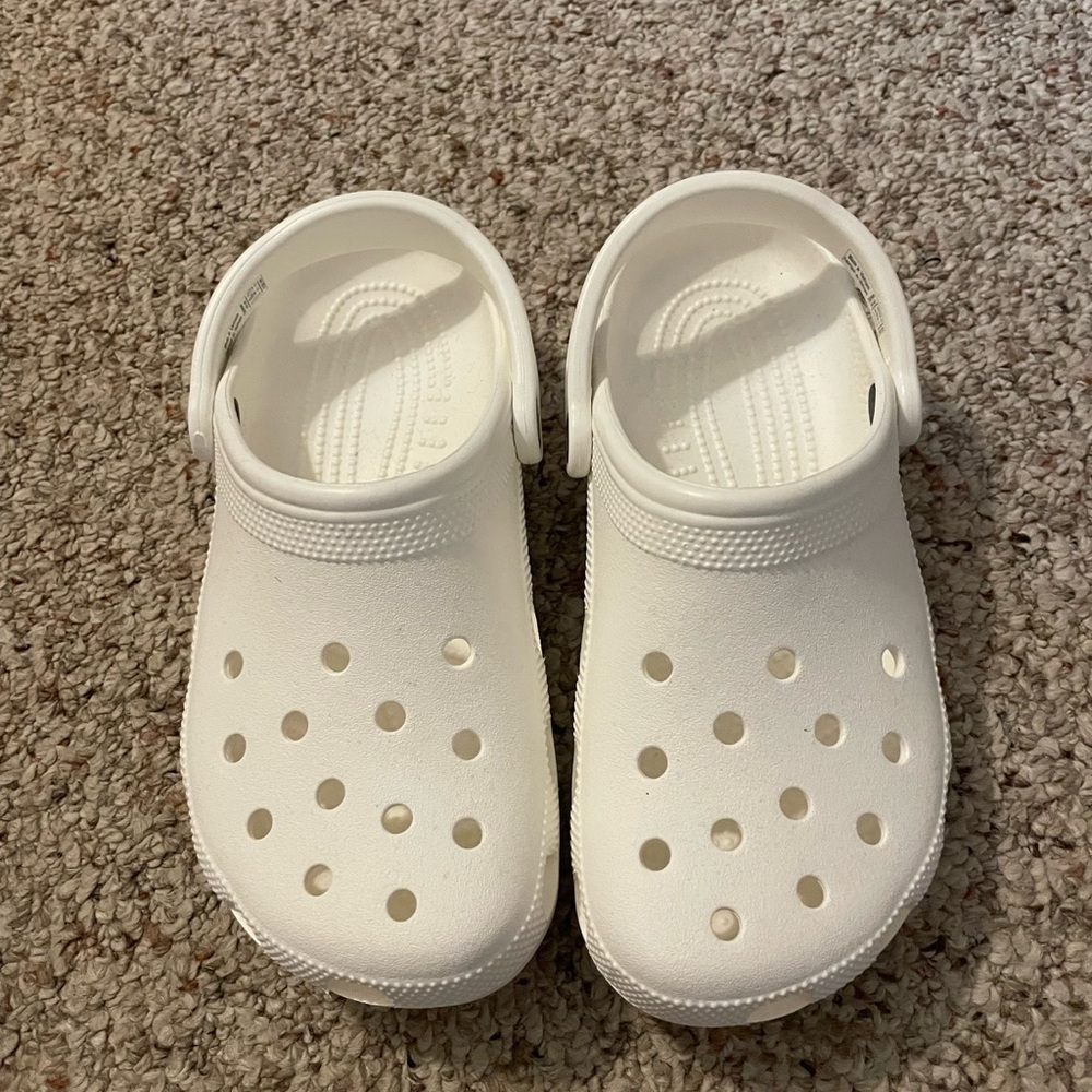 Crocs size 8 nwot!!!!